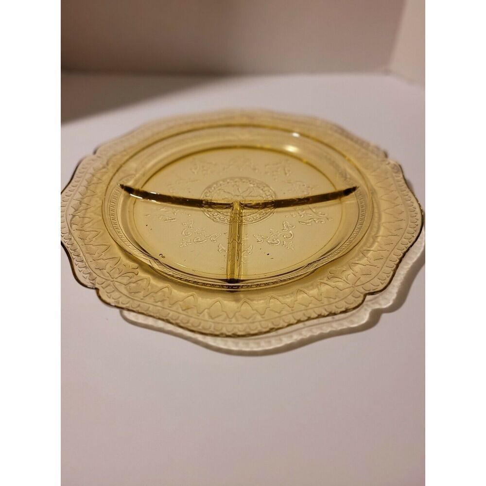 6 Federal Amber Yellow Depression Glass Patrician Spoke 11"Dinner Plate 3 divide